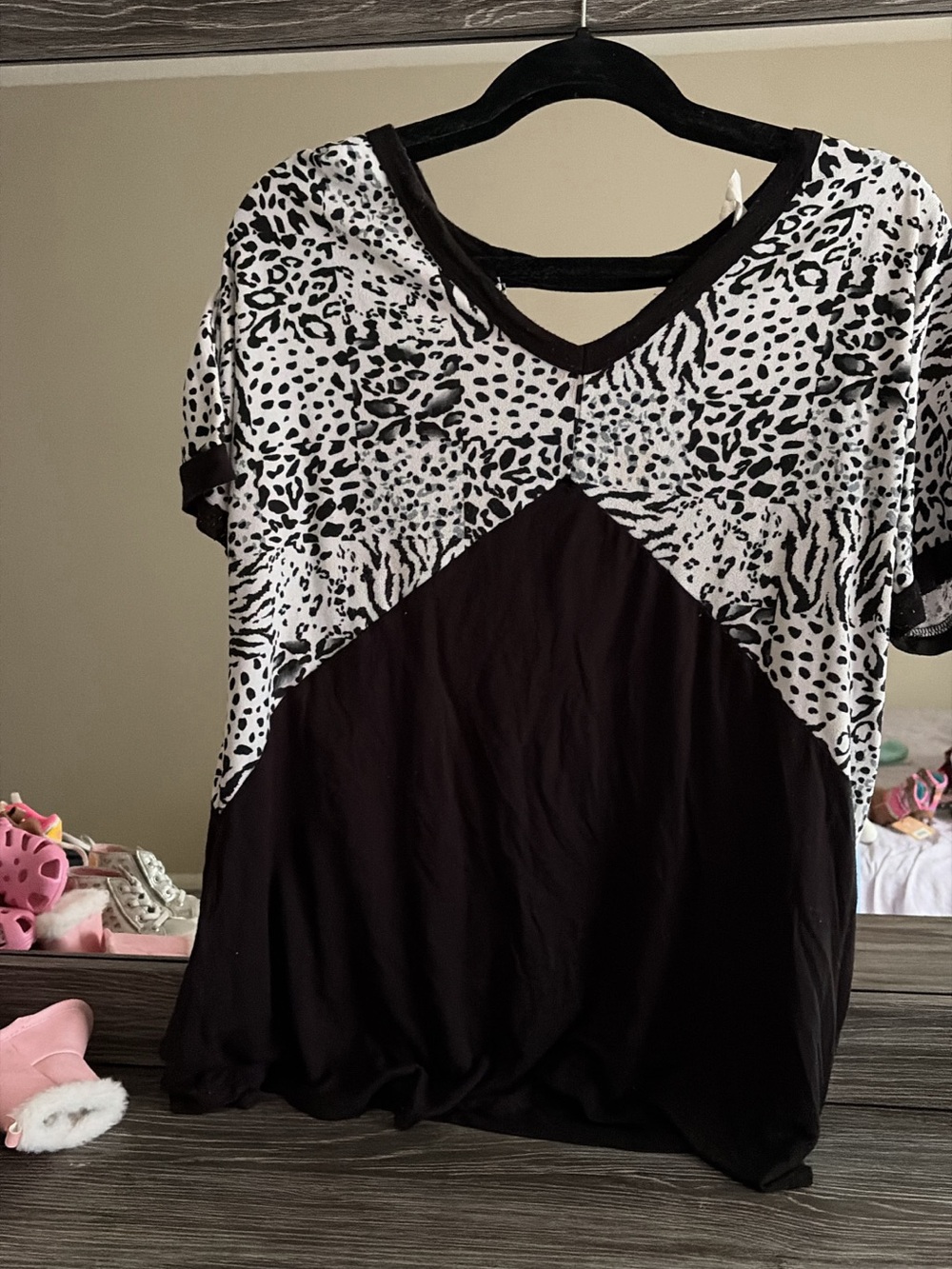 Black & Cheetah Print V-Neck Top